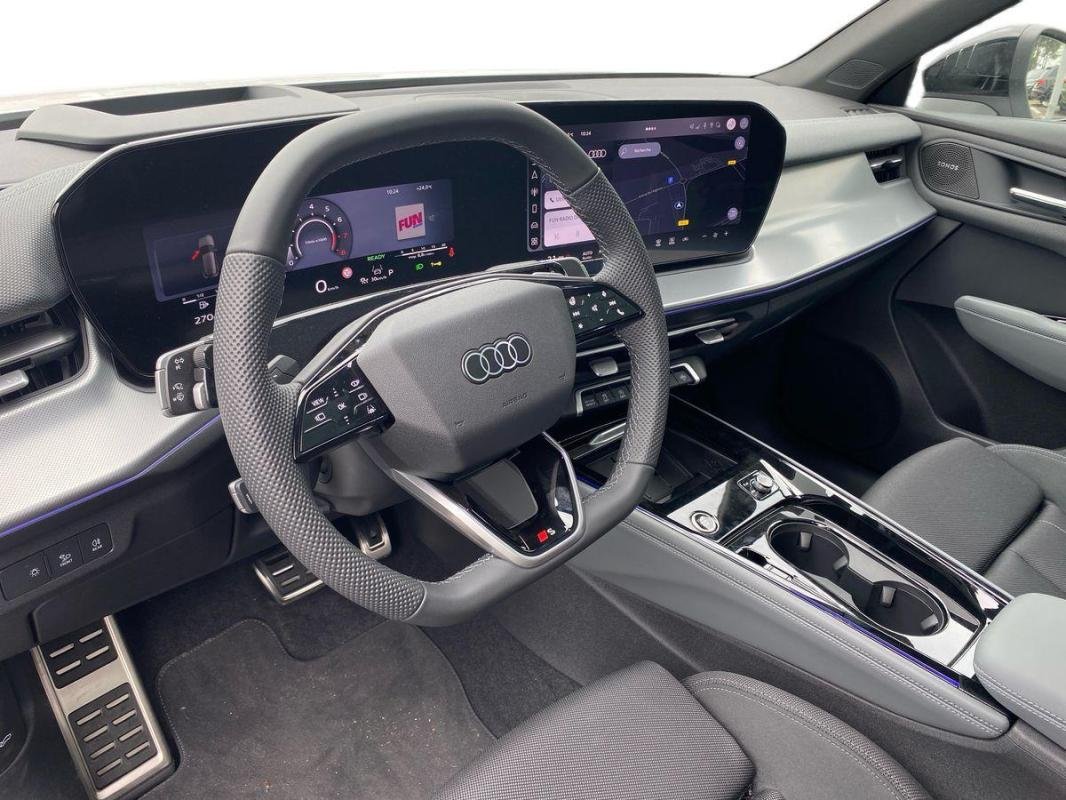 Audi Q3 - Photo 34