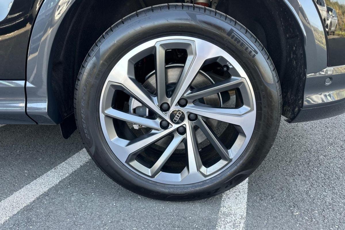 Audi Q5 - Photo 12