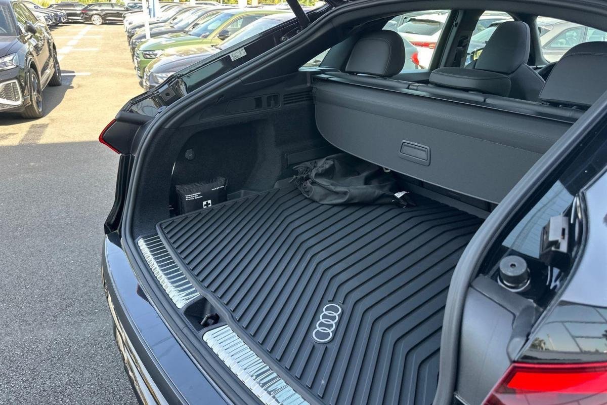 Audi Q5 - Photo 15
