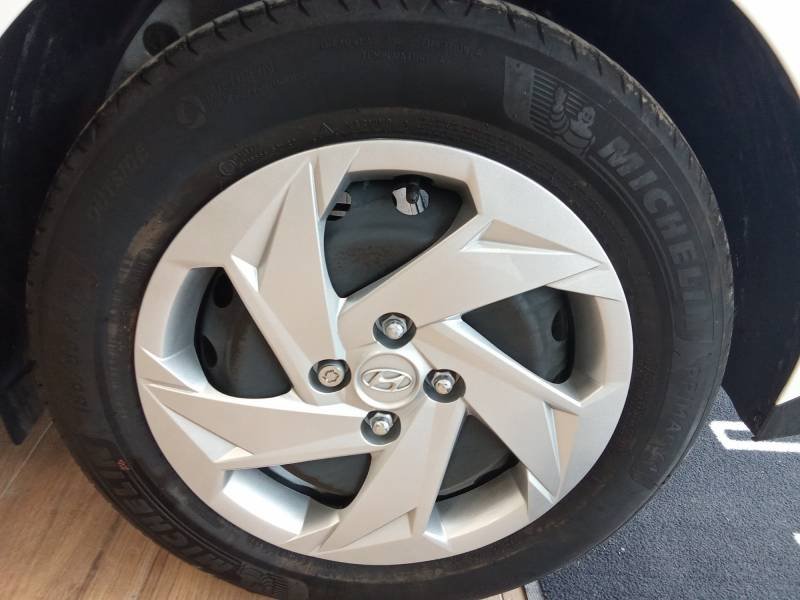 Hyundai i20 - Photo 17