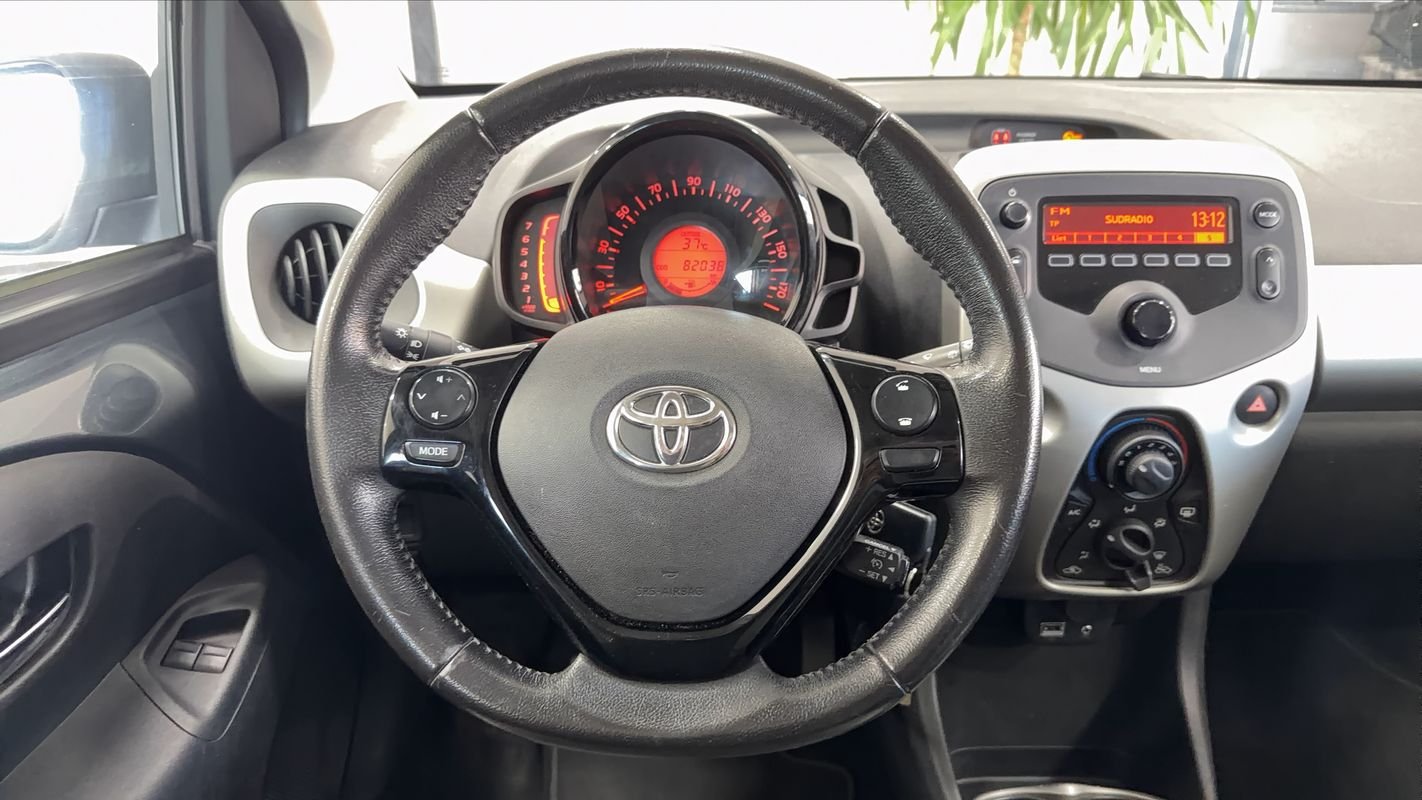 Toyota Aygo - Photo 23