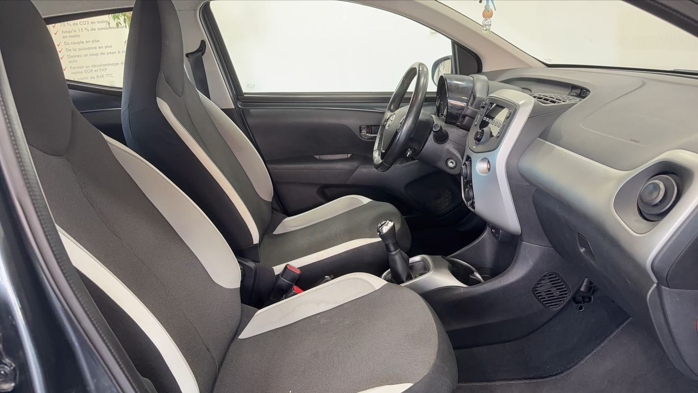 Toyota Aygo - Photo 26