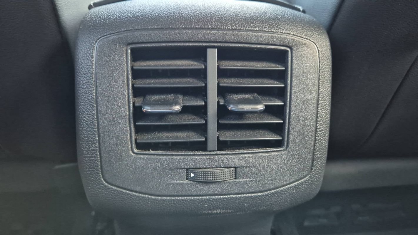 Volkswagen T-Roc - Photo 29