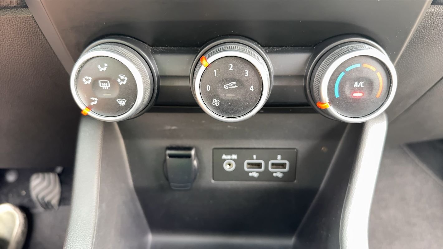 Renault Clio - Photo 28