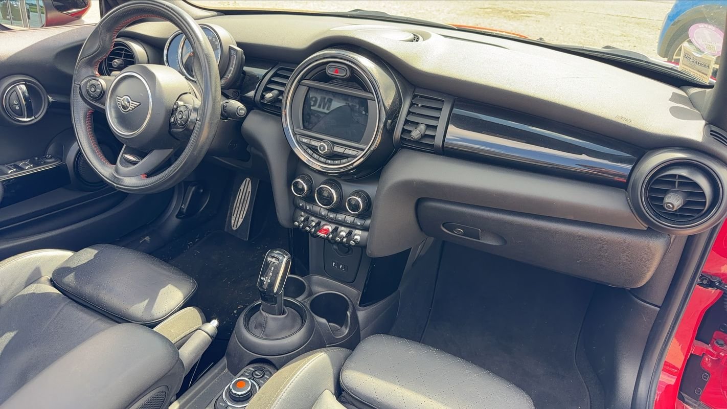 Mini Cooper - Photo 10