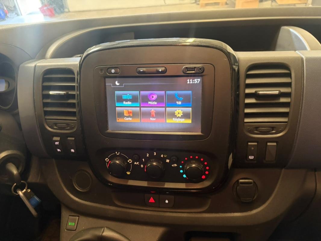 Opel Vivaro - Photo 12