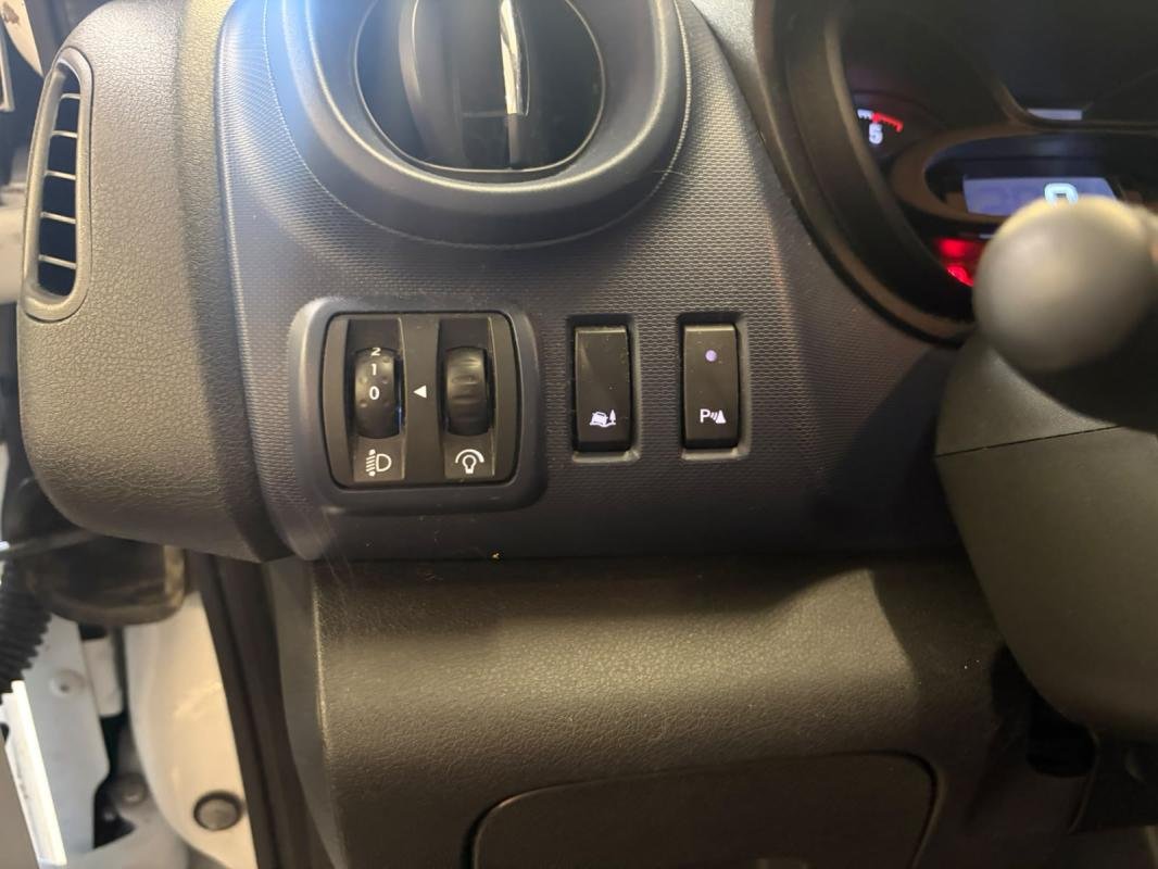 Opel Vivaro - Photo 13