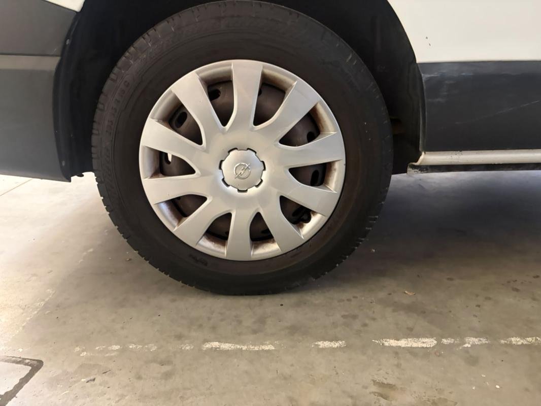 Opel Vivaro - Photo 17