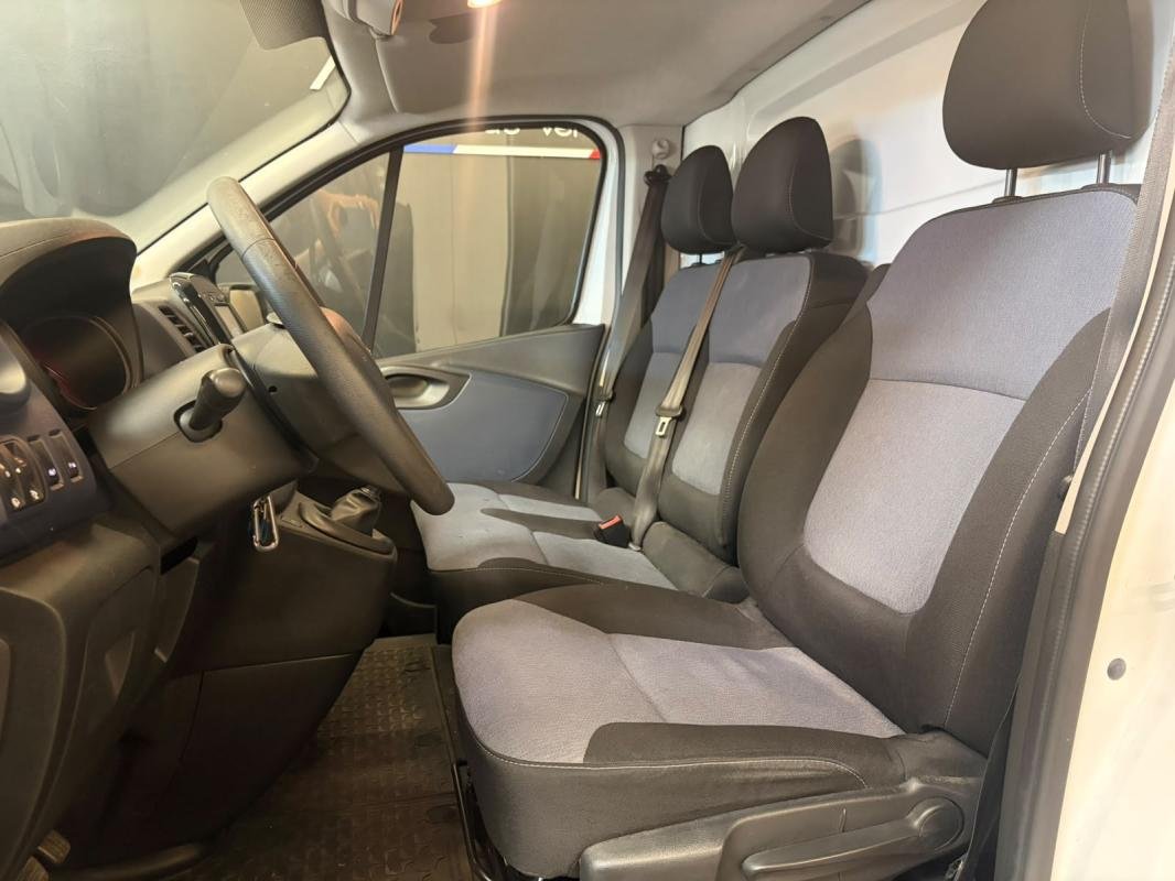 Opel Vivaro - Photo 7