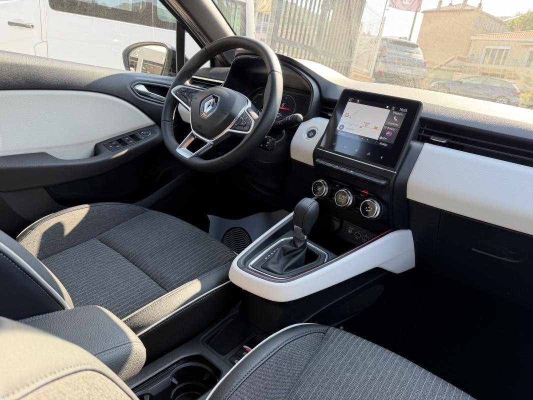 Renault Clio - Photo 11