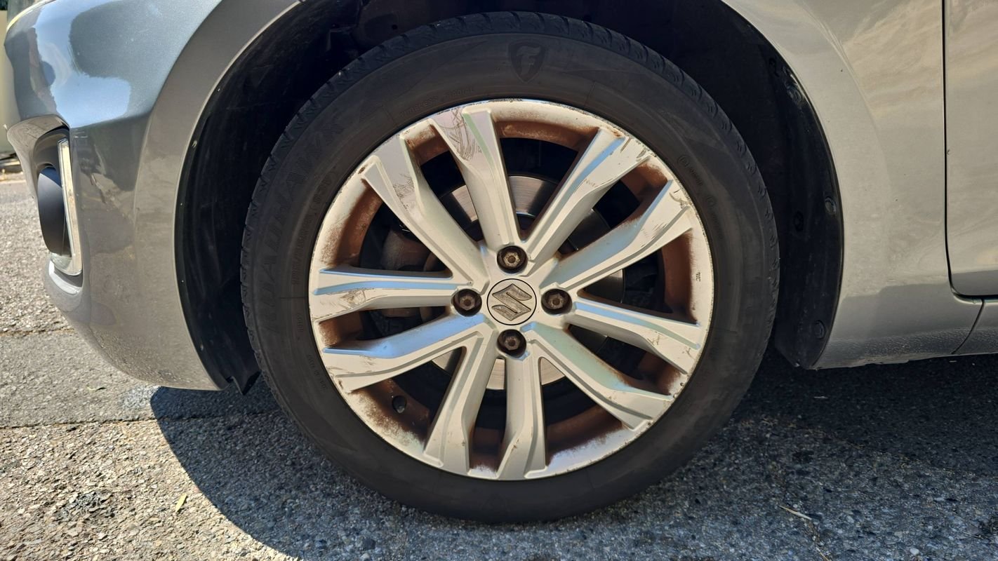 Suzuki Swift - Photo 18
