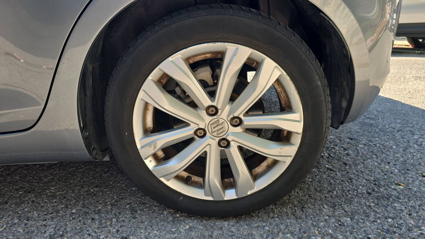 Suzuki Swift - Photo 19