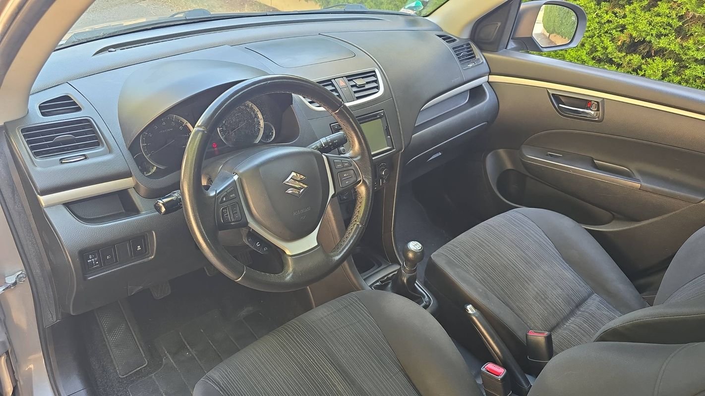 Suzuki Swift - Photo 8