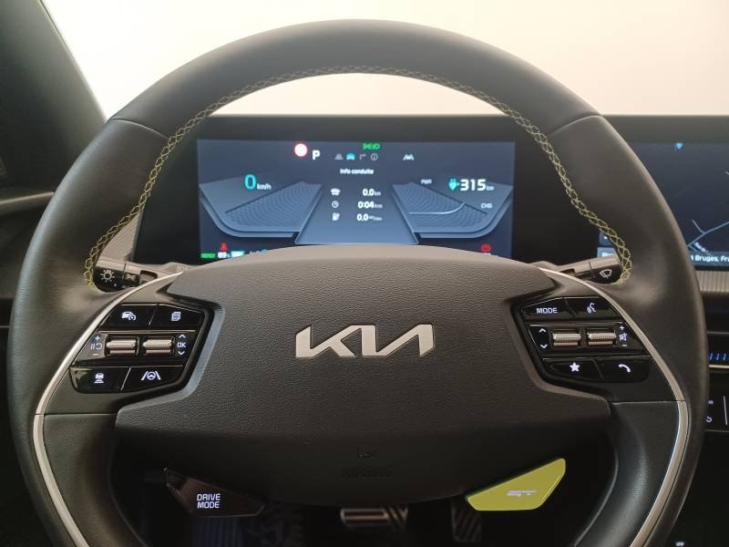 Kia EV6 - Photo 17
