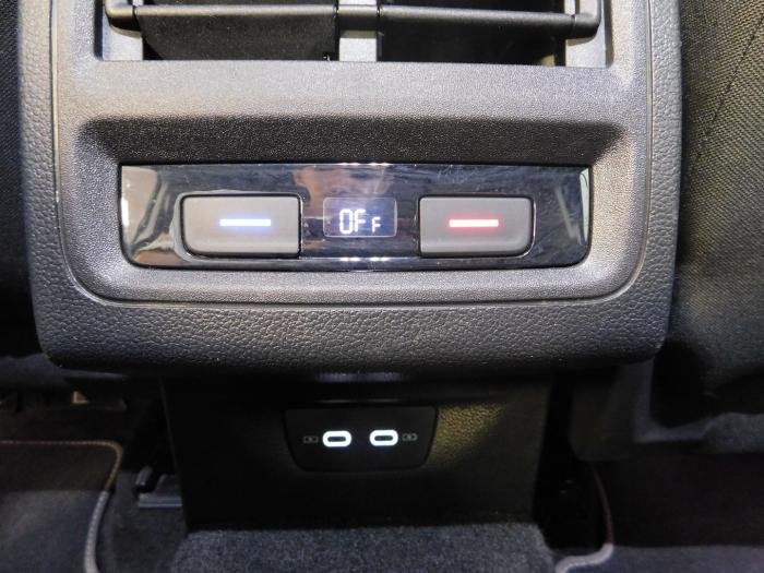 Volkswagen Golf - Photo 18