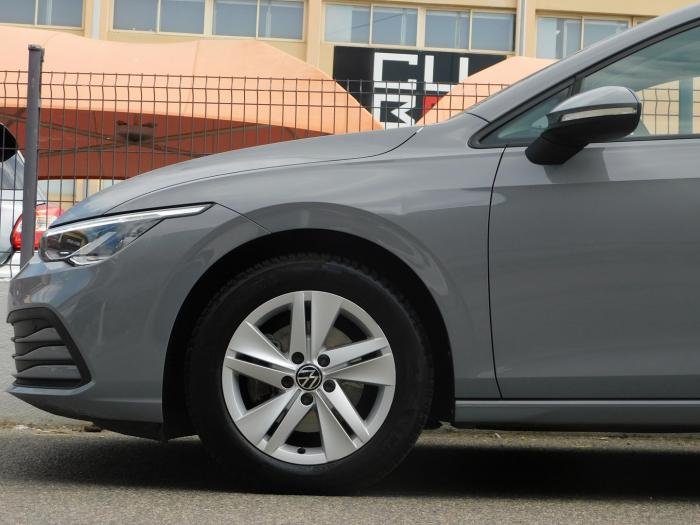 Volkswagen Golf - Photo 9