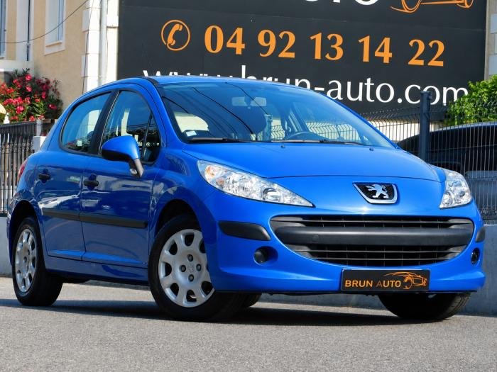 Peugeot 207 - Photo 1