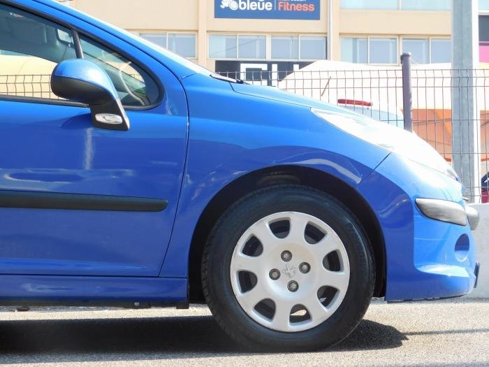 Peugeot 207 - Photo 3