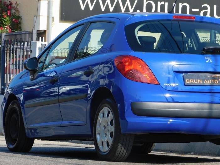 Peugeot 207 - Photo 7