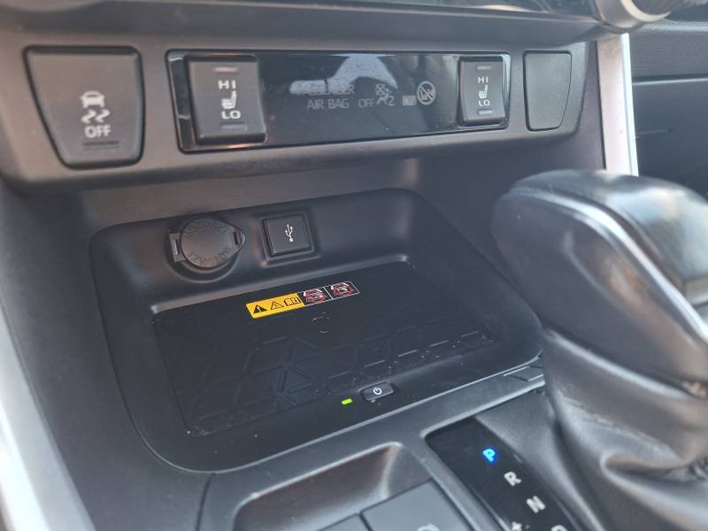 Toyota RAV4 - Photo 20
