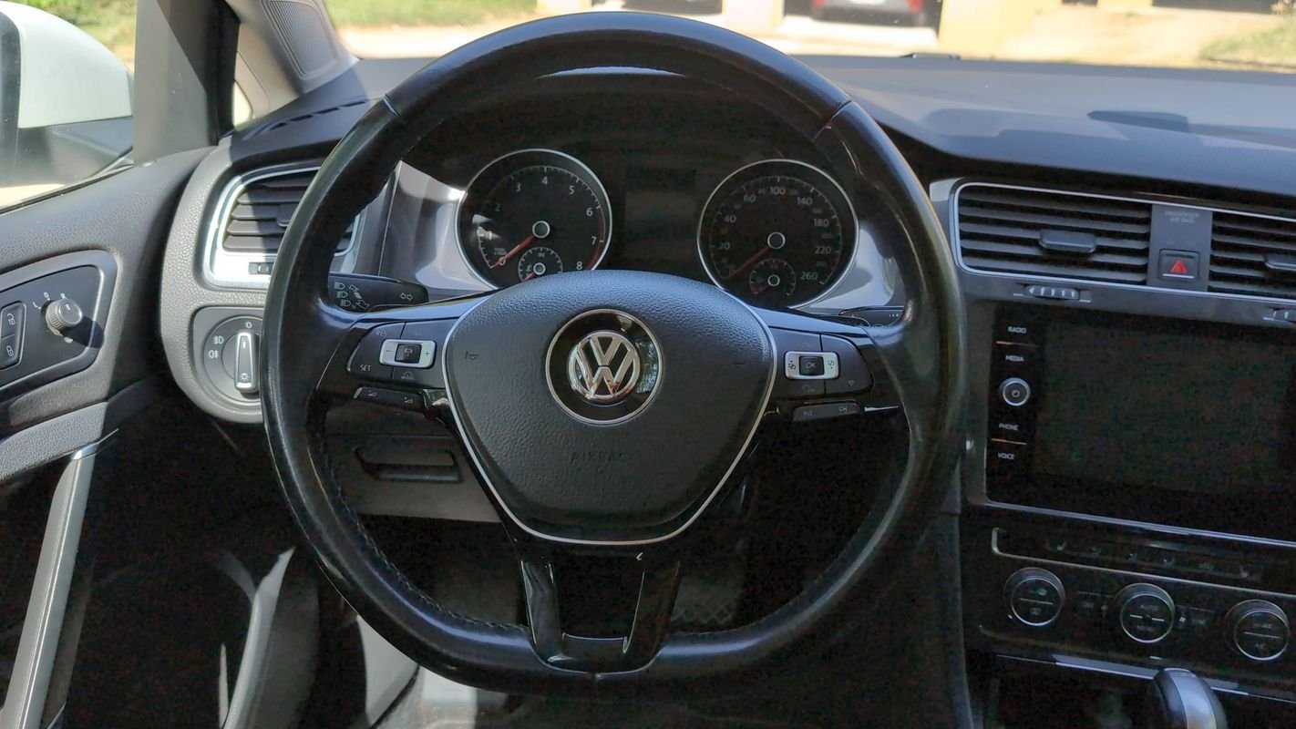 Volkswagen Golf - Photo 24