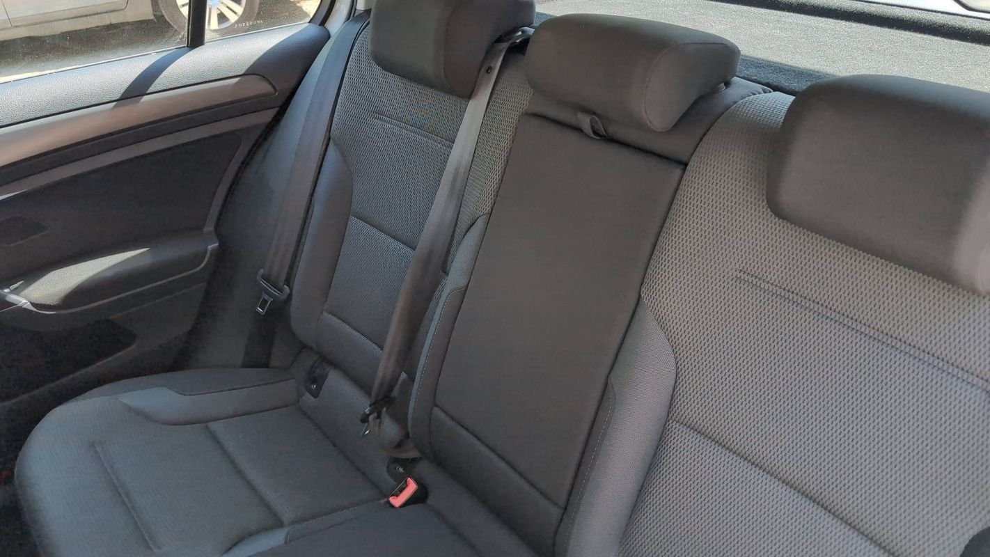Volkswagen Golf - Photo 9