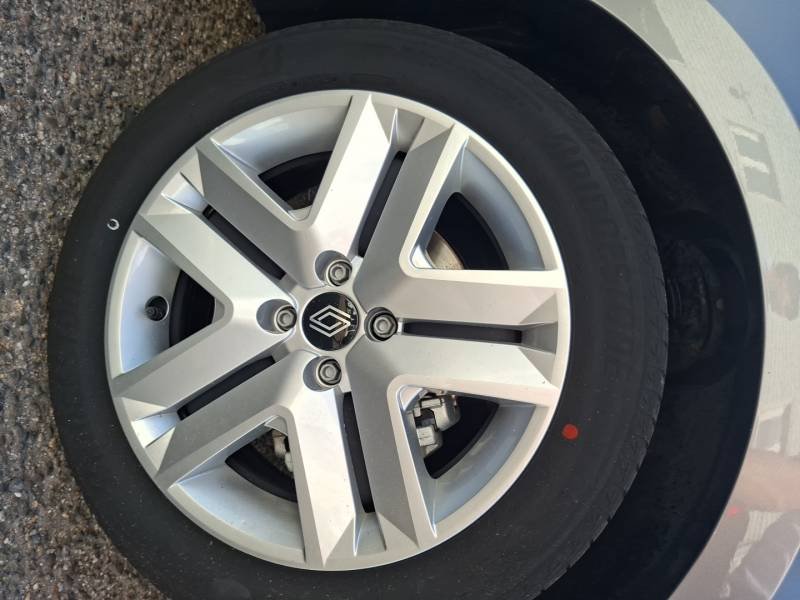 Renault Clio - Photo 23