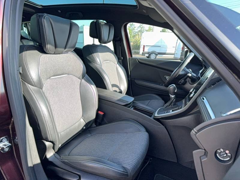 Renault Grand Scénic - Photo 11
