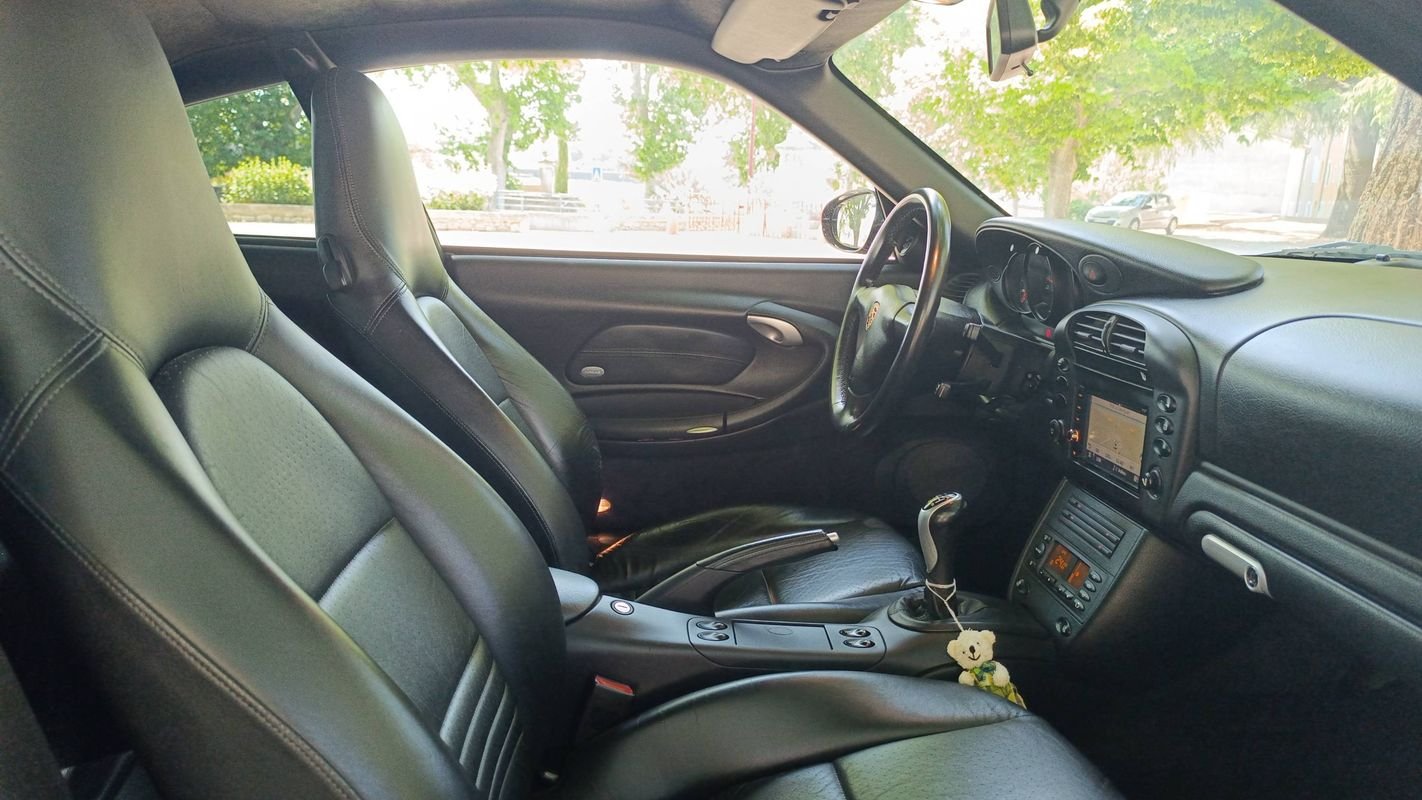 Porsche 911 - Photo 27