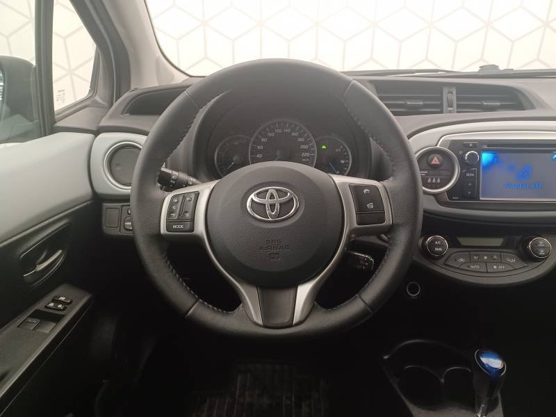 Toyota Yaris - Photo 13
