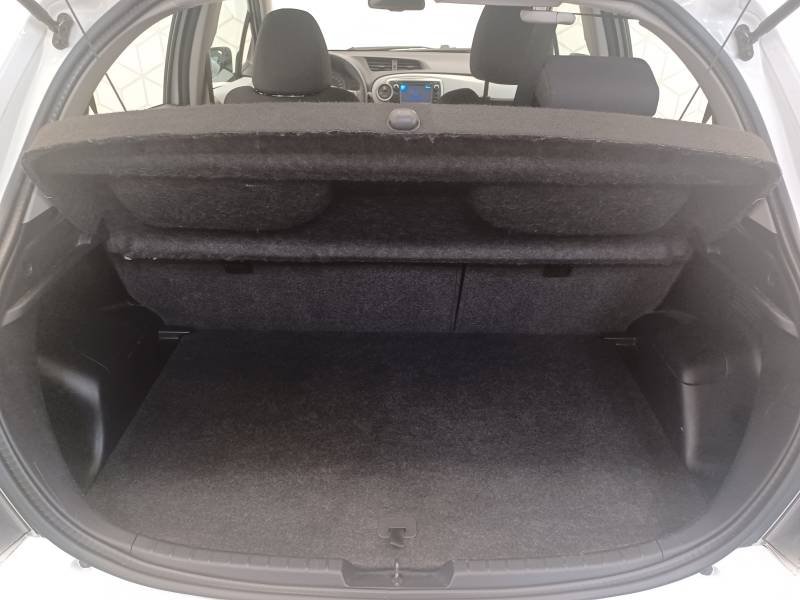 Toyota Yaris - Photo 17