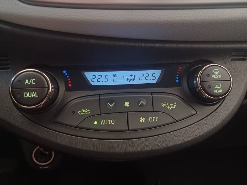 Toyota Yaris - Photo 29