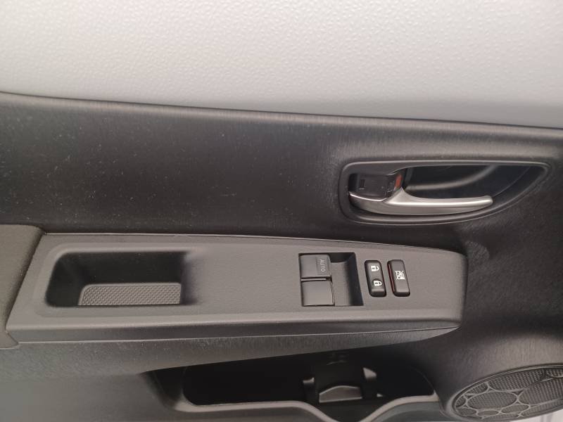Toyota Yaris - Photo 35