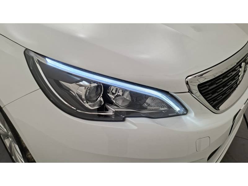 Peugeot 308 - Photo 18