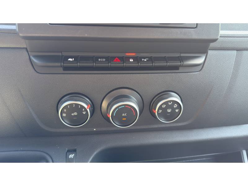 Renault Master - Photo 12