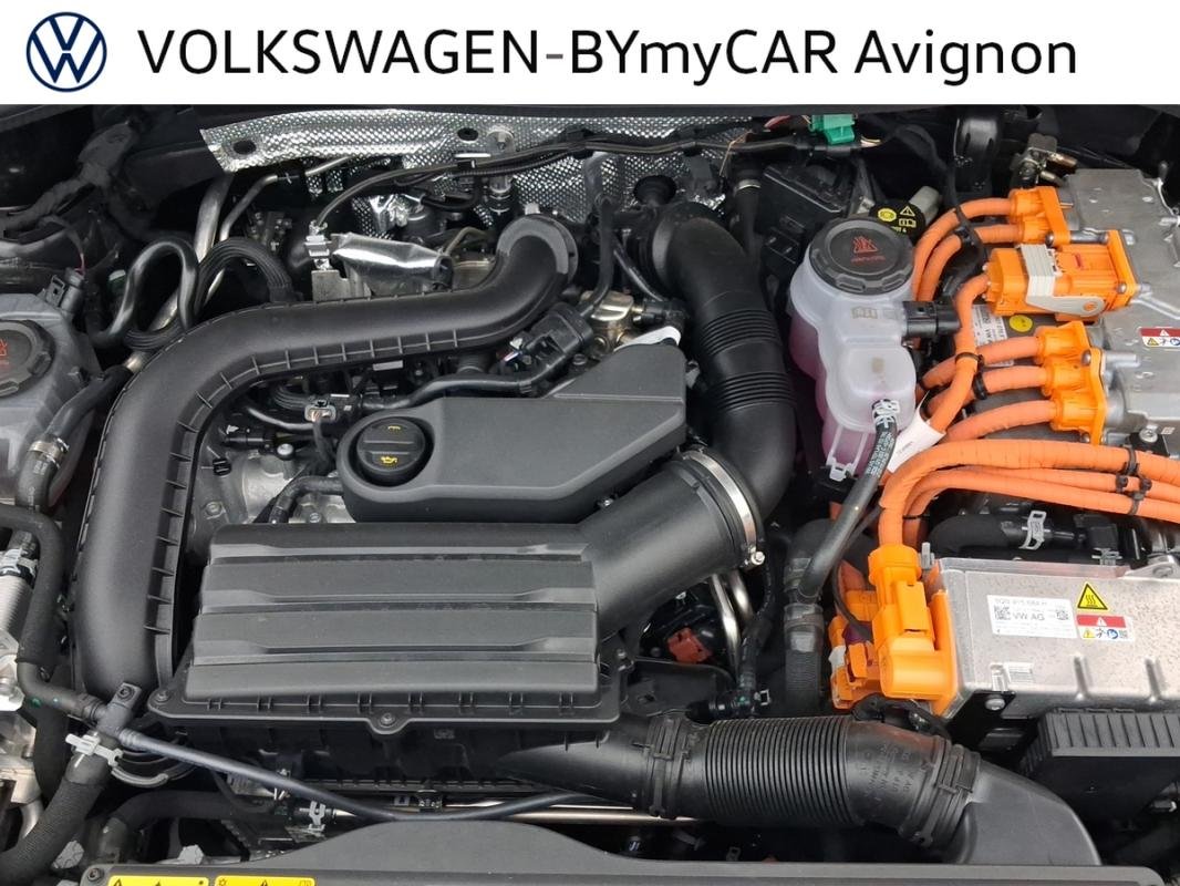Volkswagen Tiguan - Photo 16