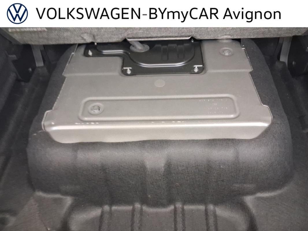 Volkswagen Tiguan - Photo 21