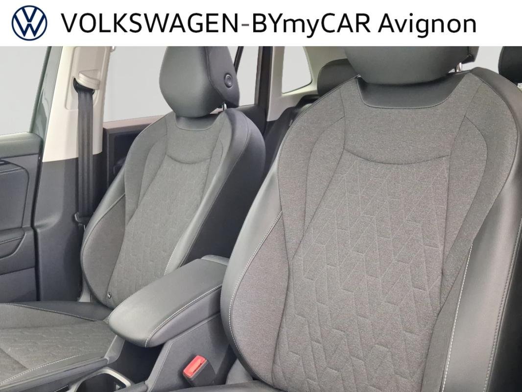 Volkswagen Tiguan - Photo 23