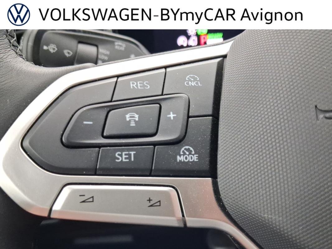 Volkswagen Tiguan - Photo 32