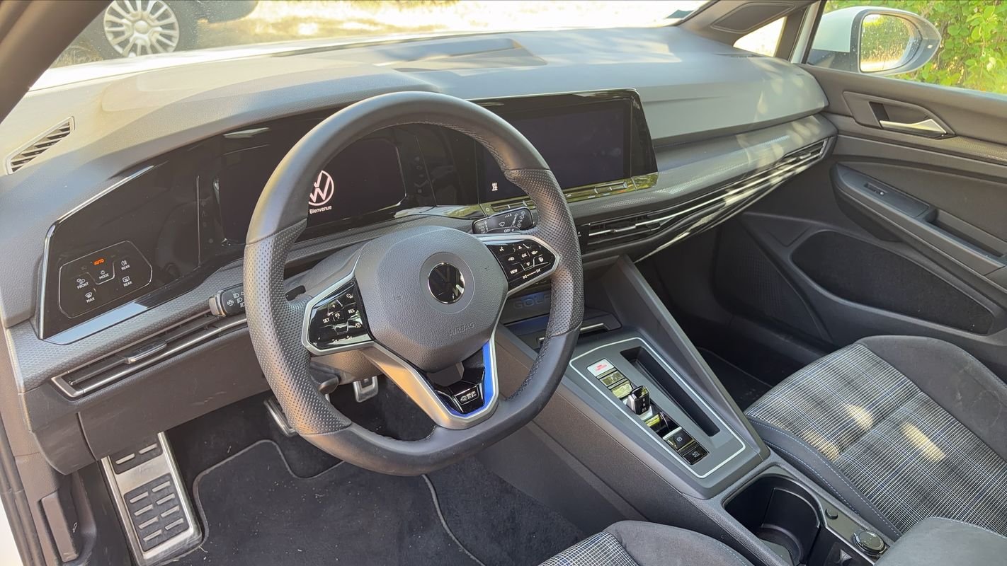 Volkswagen Golf - Photo 8