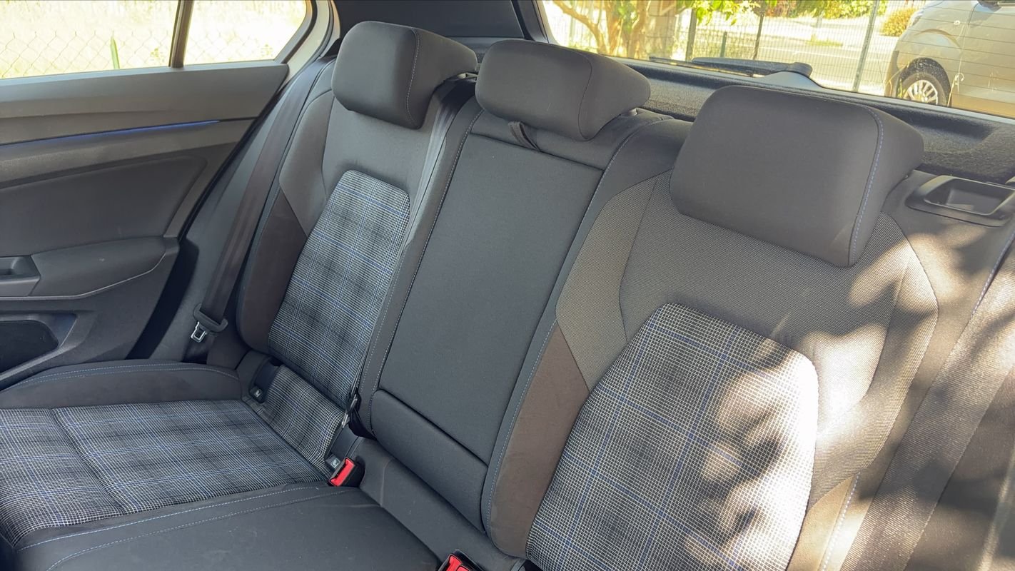 Volkswagen Golf - Photo 9