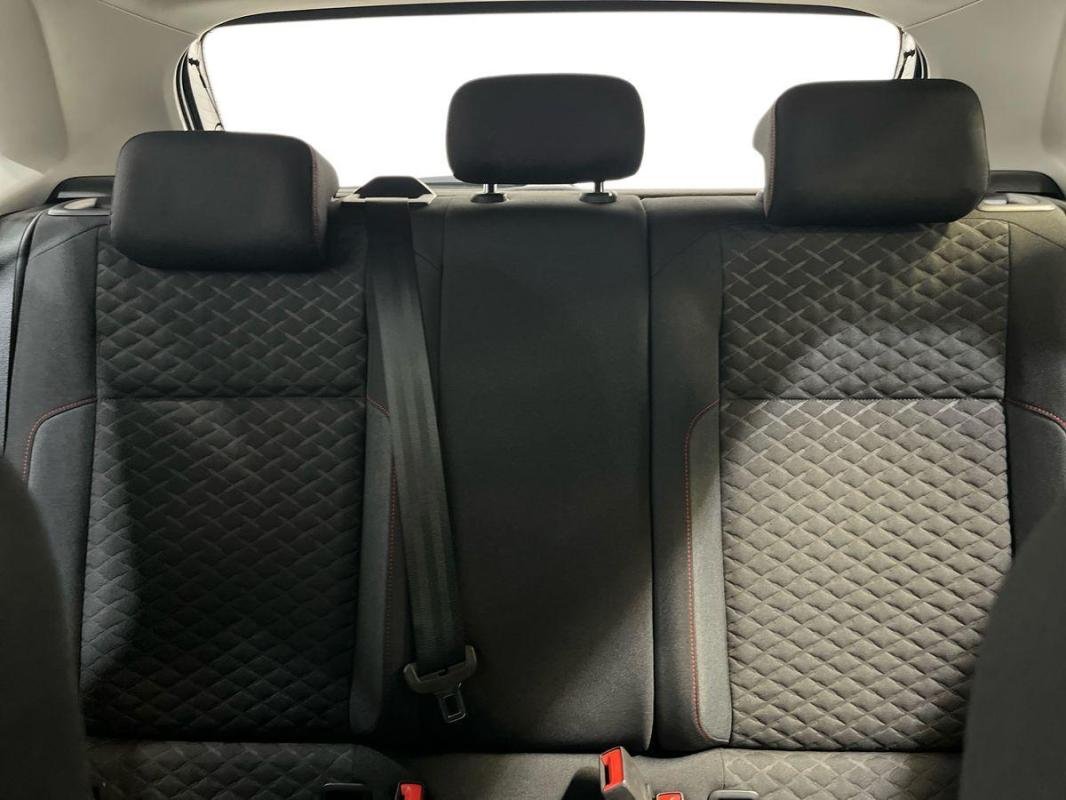 Volkswagen Polo - Photo 22