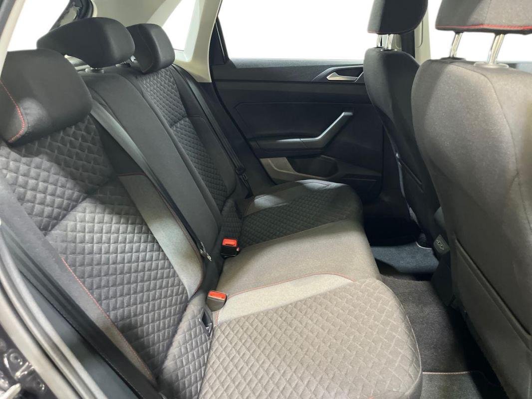 Volkswagen Polo - Photo 23