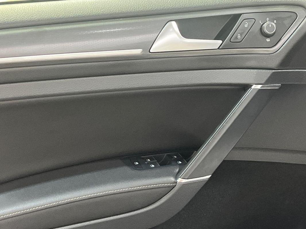 Volkswagen Golf - Photo 15