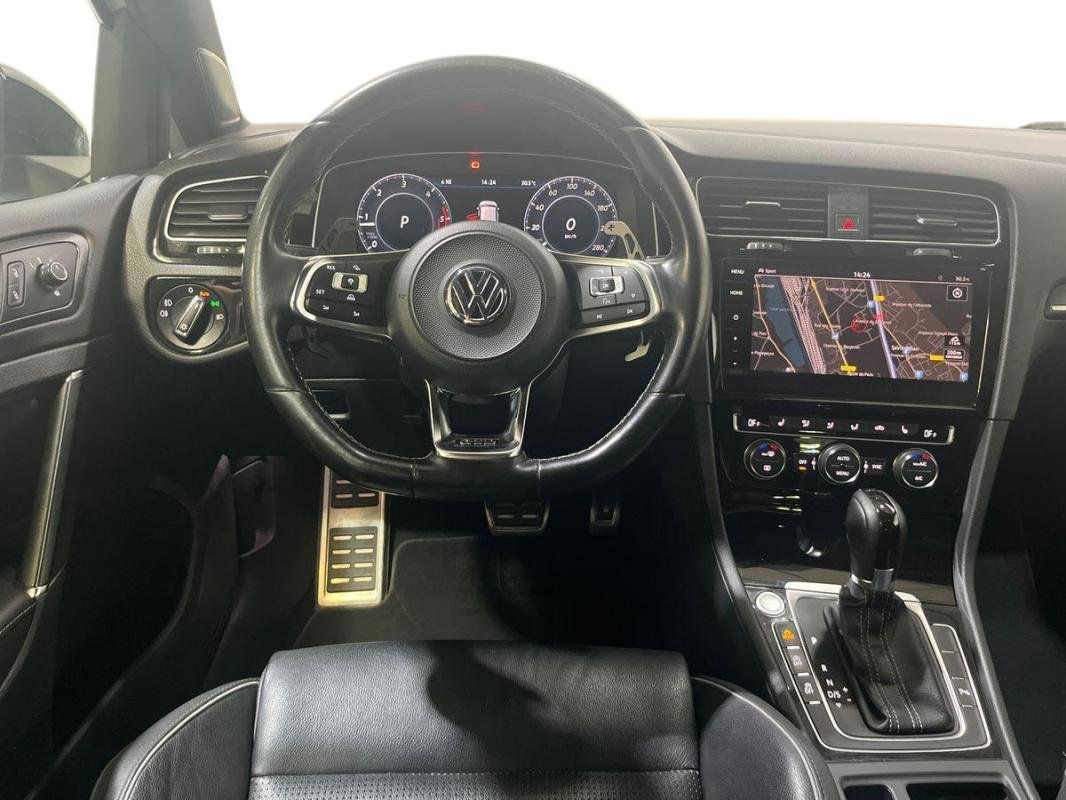 Volkswagen Golf - Photo 24