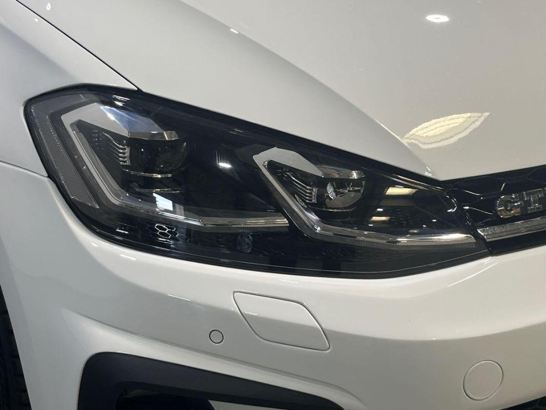 Volkswagen Golf - Photo 25