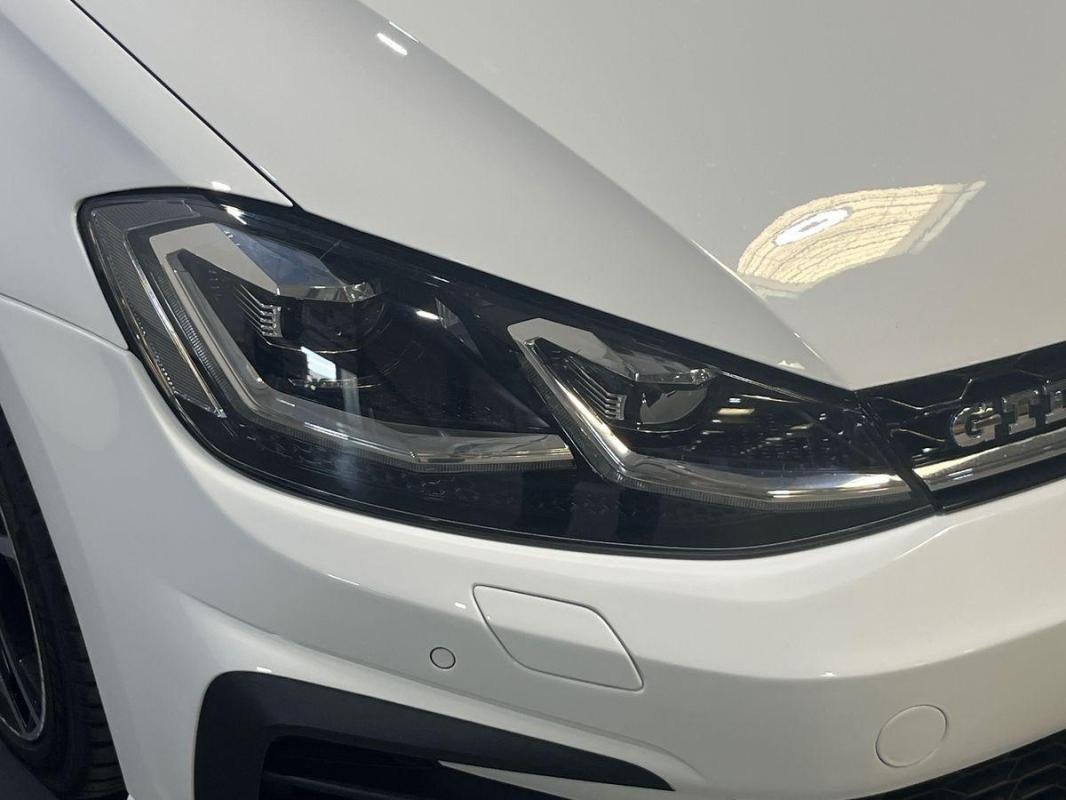 Volkswagen Golf - Photo 26