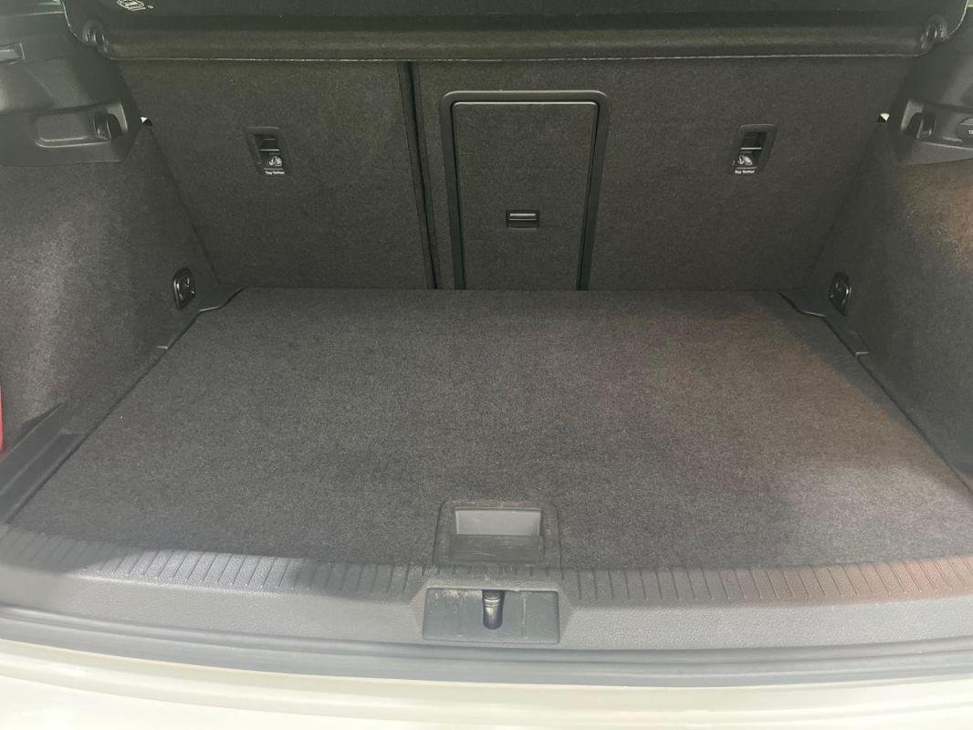 Volkswagen Golf - Photo 31