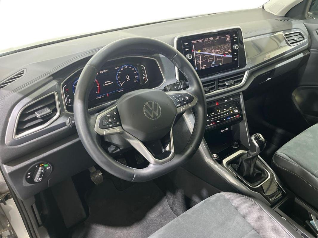 Volkswagen T-Roc - Photo 9