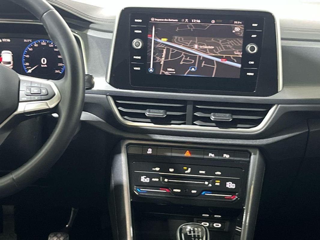 Volkswagen T-Roc - Photo 10